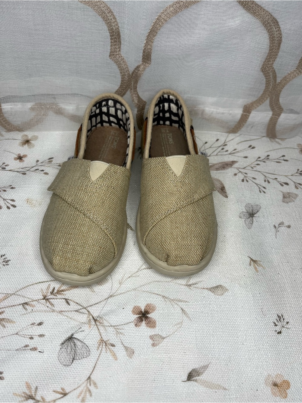 Toms Beige/Tan Slip-On Canvas Sneakers